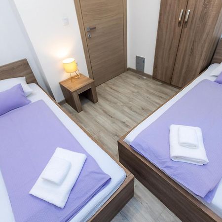 Apartments Maris Sveti Filip i Jakov Rom bilde