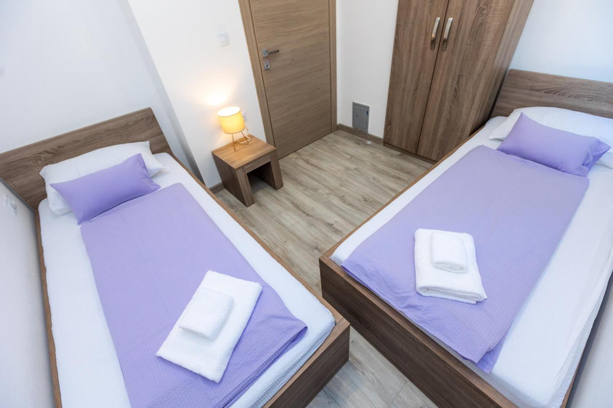 Apartments Maris Sveti Filip i Jakov Rom bilde